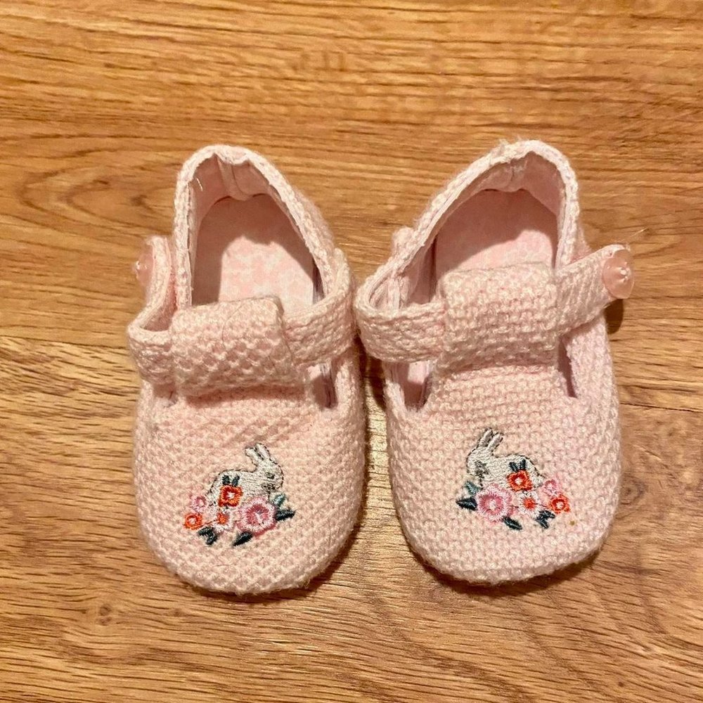 First-shoes-baby-shoes